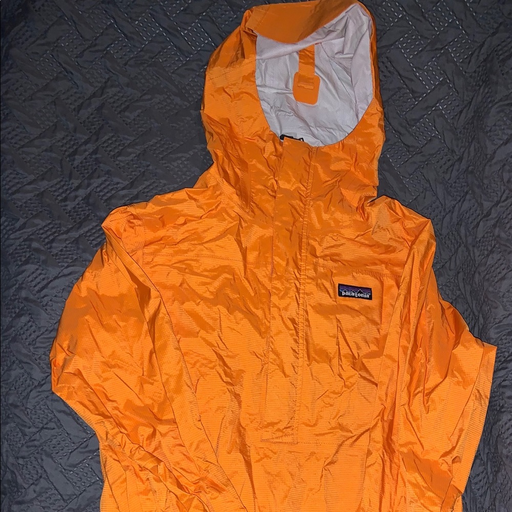 Patagonia hooded rain jacket